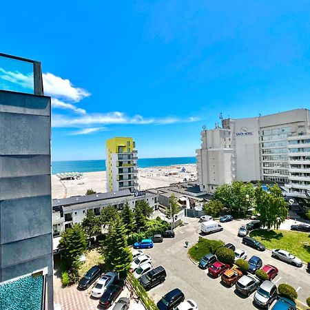 Blue Bike Seaview Apartment Mamaia Buitenkant foto