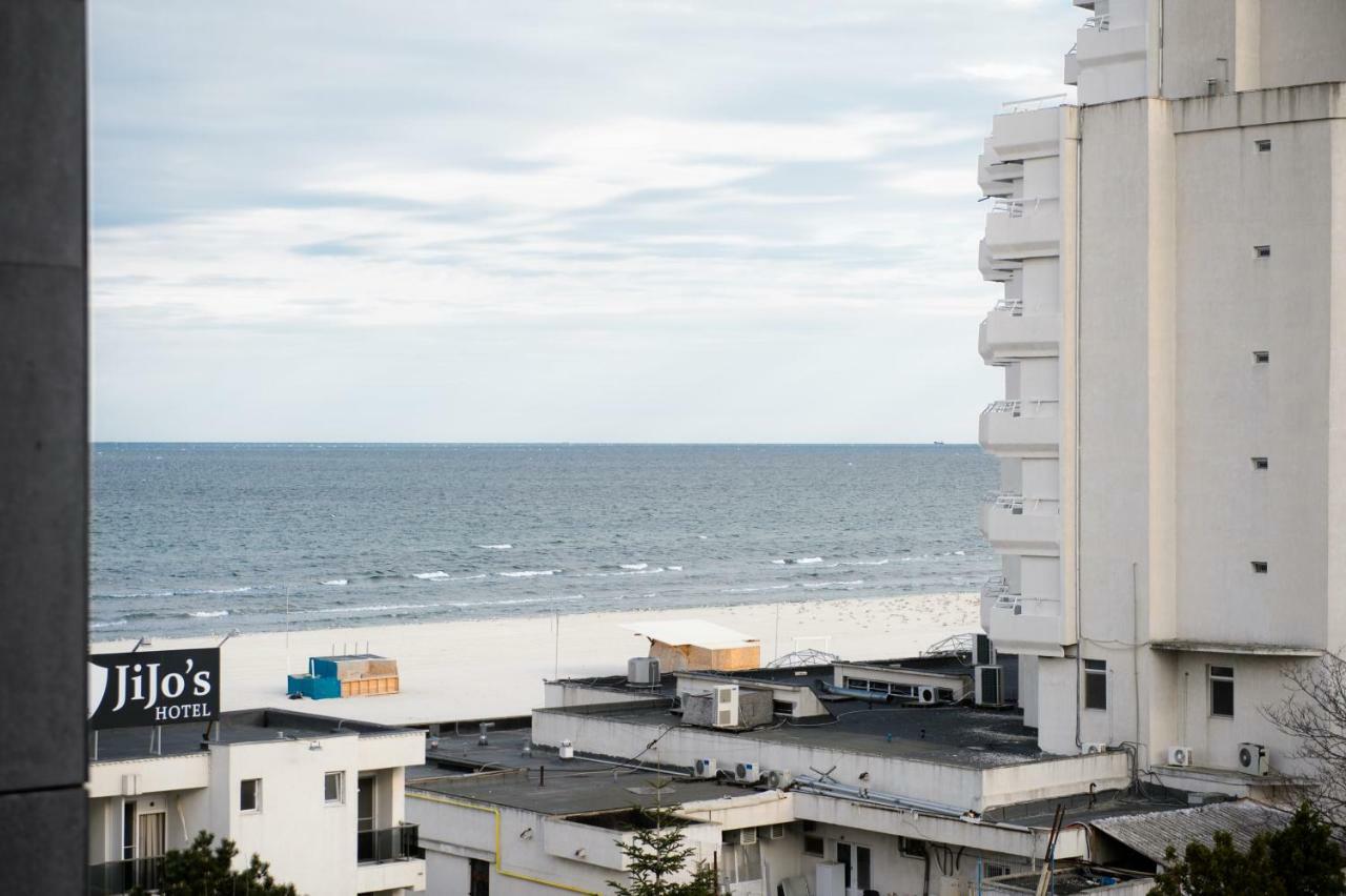 Blue Bike Seaview Apartment Mamaia Buitenkant foto